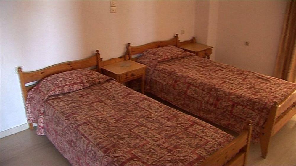 Golden Apartments アイオス・ニコラオス エクステリア 写真